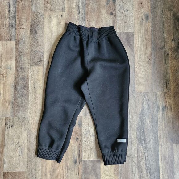 Gymshark Pants - Gymshark Women’s Black Ruched Cropped Joggers – Size Small, Excellent Condition